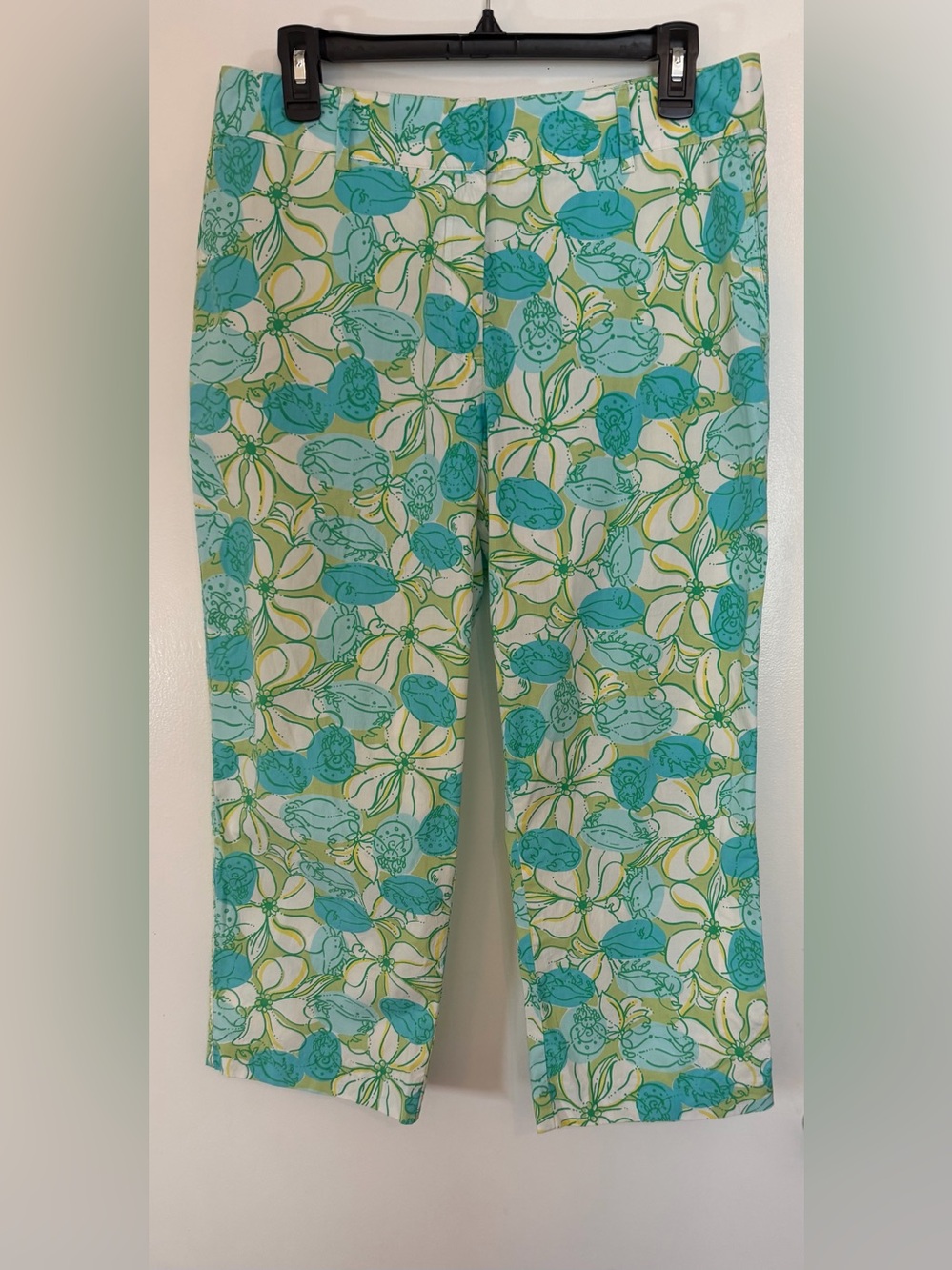Lilly Pulitzer Cropped Pants in Aqua & Green Tropical Print
